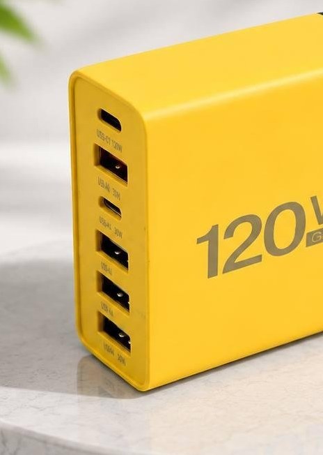 Зарядний пристрій 120W GaN на 6 портів